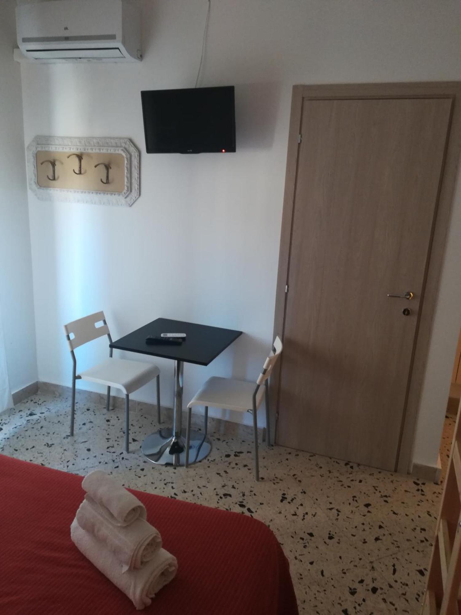 Antadia Hotel Палермо Екстериор снимка