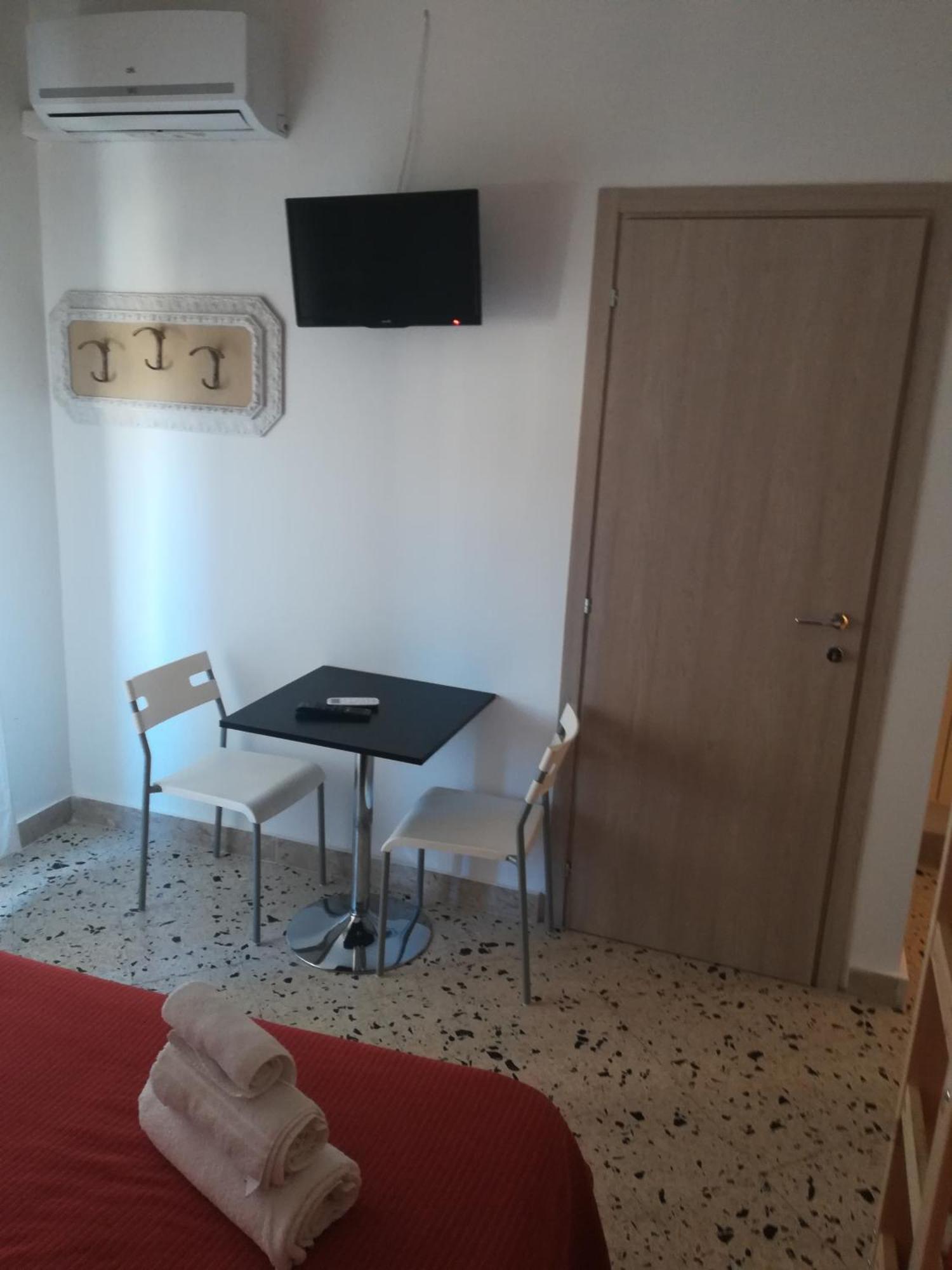Antadia Hotel Палермо Екстериор снимка