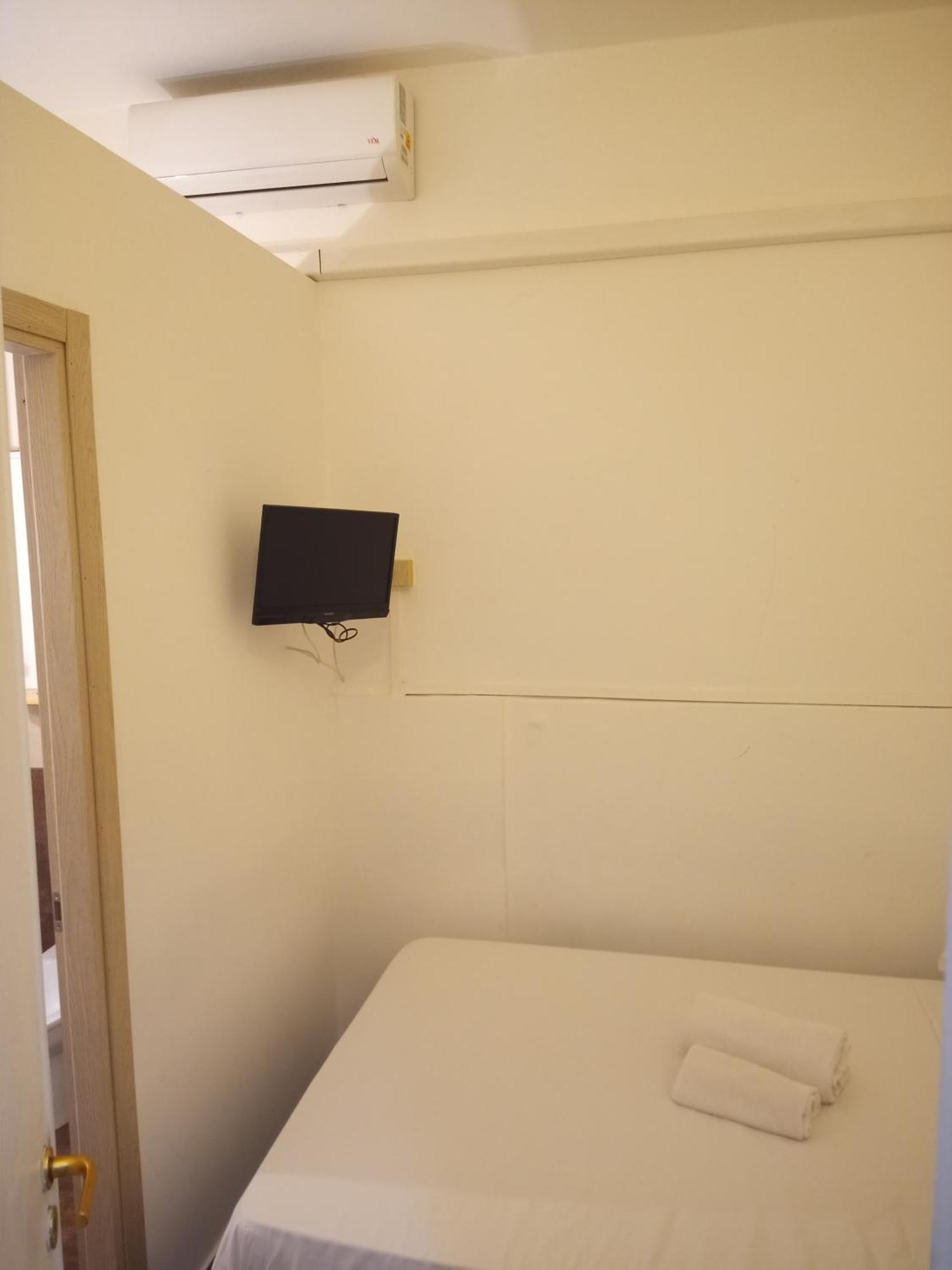 Antadia Hotel Палермо Екстериор снимка