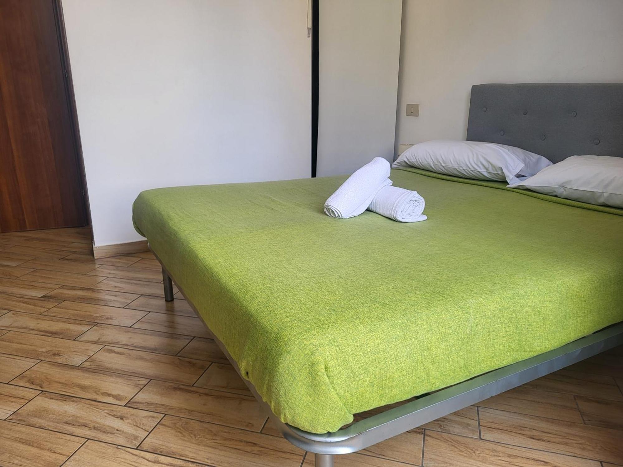 Antadia Hotel Палермо Екстериор снимка